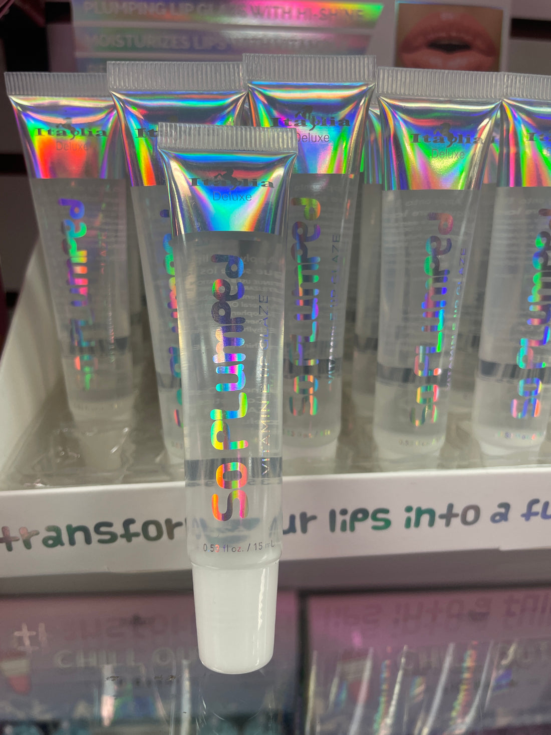 Plumping lip Glaze with Hi-Shine