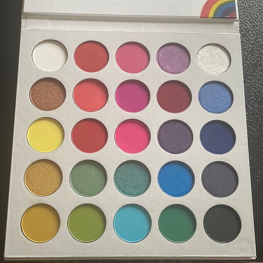 Bryselyn eyeshadow palette