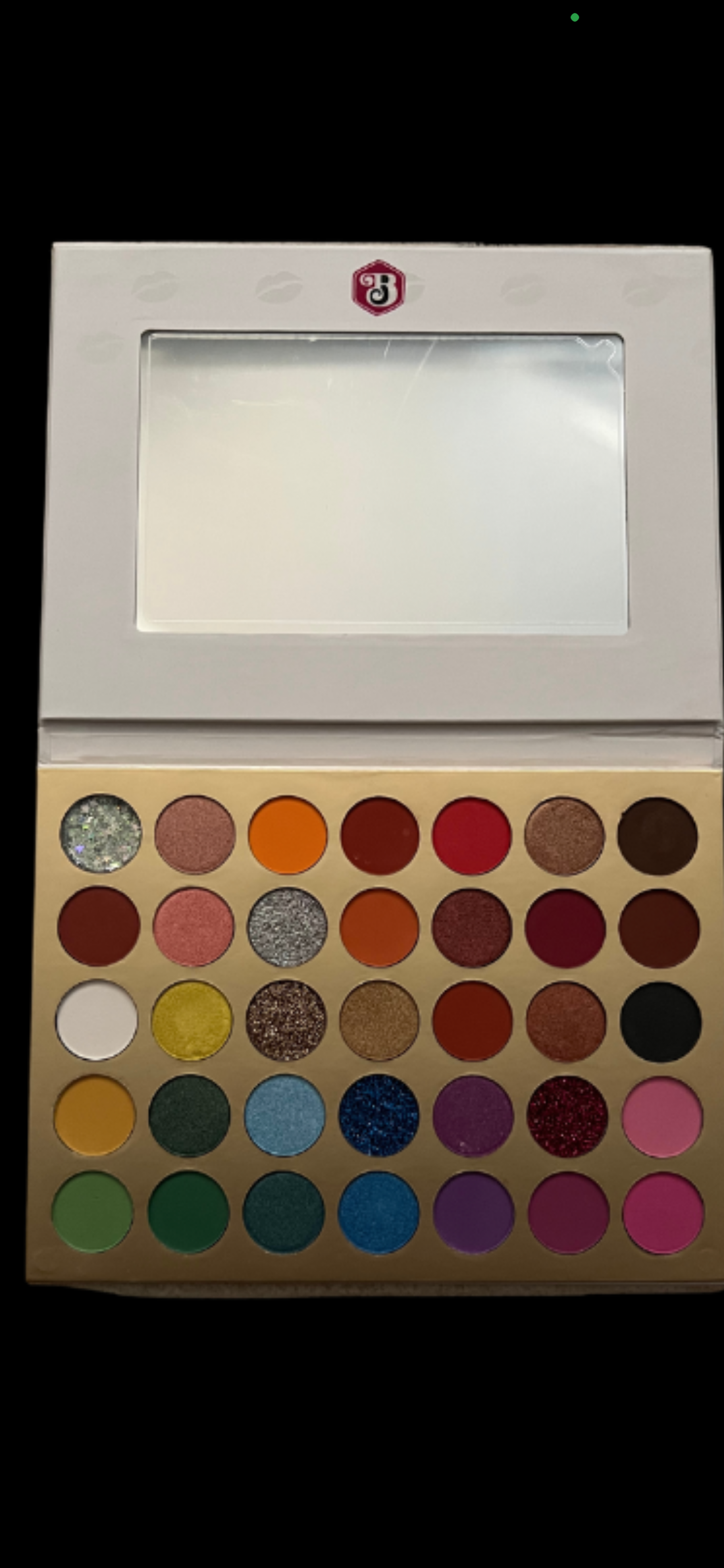 Eyeshadow palette 35 color By Bryselyn