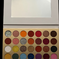 Eyeshadow palette 35 color By Bryselyn